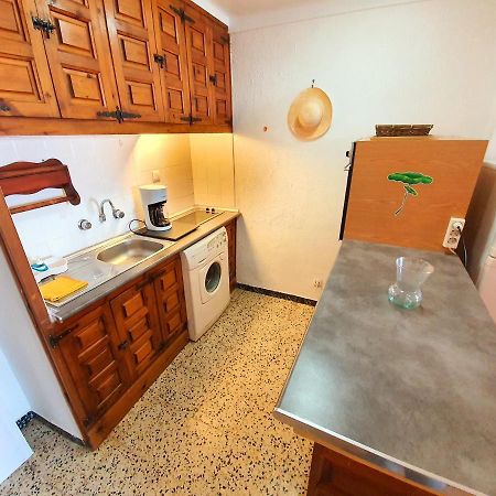 Apartamento Karina Beach-3 เอมปูเรียบราบา ภายนอก รูปภาพ
