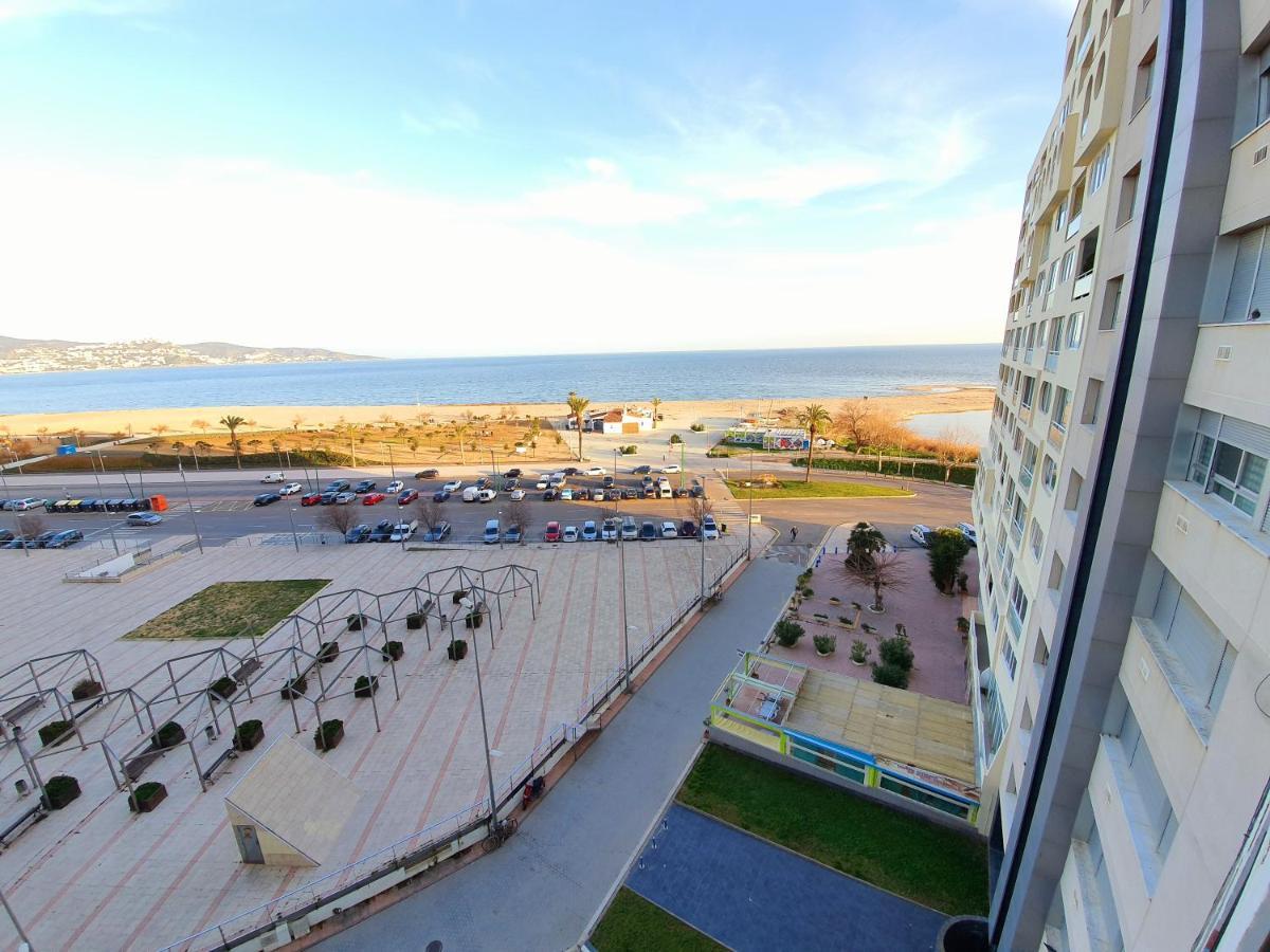 Apartamento Karina Beach-3 เอมปูเรียบราบา ภายนอก รูปภาพ