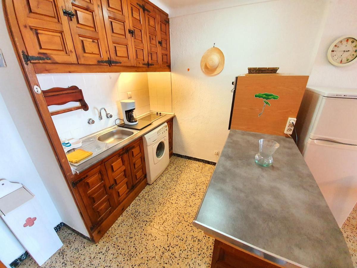 Apartamento Karina Beach-3 เอมปูเรียบราบา ภายนอก รูปภาพ